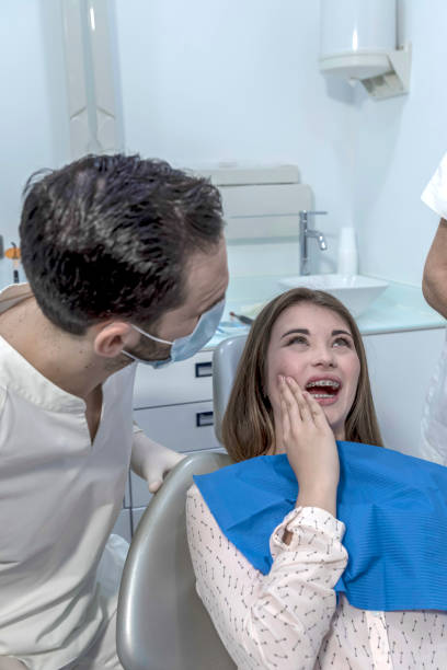 Best Cracked Tooth Emergency Dentist  in Throop, PA